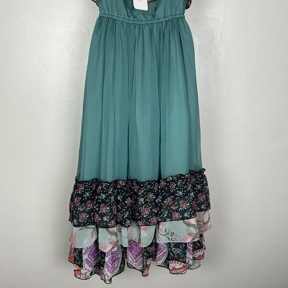 NWT Latiste By Amy Free Spirit Flowy Deep Sage Tiered Midi Dress Size S - Picture 12 of 14